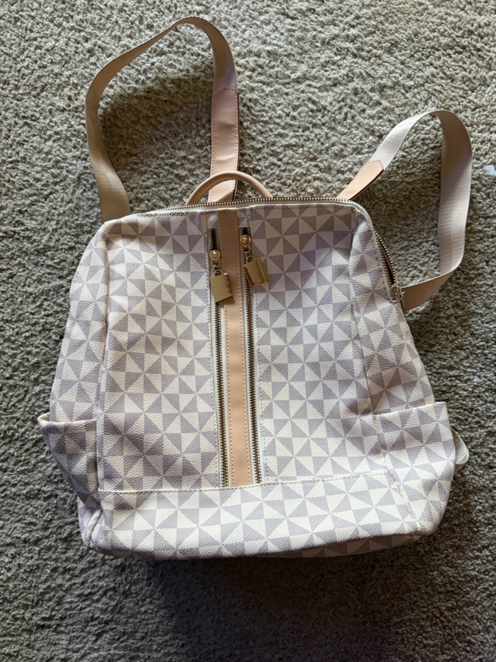 Louis Vuitton Look-a-Like